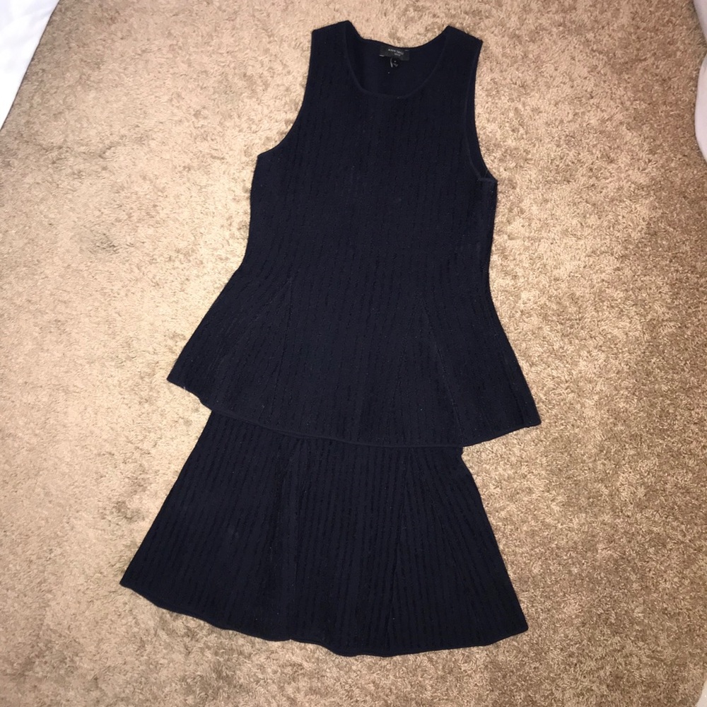 Ann Taylor Set - Picture 2 of 2